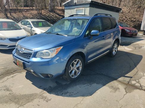 Used 2016 Subaru Forester 2.5i Touring w/ Eyesight & Navigation System image 2