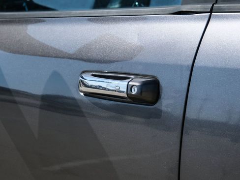 Used 2014 RAM 2500 Laramie w/ Convenience Group image 29