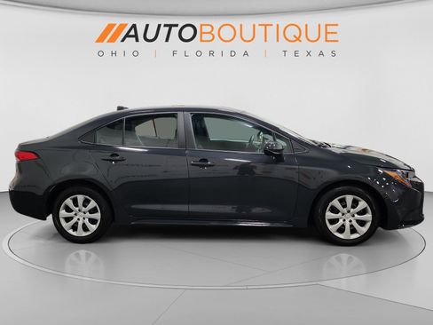 Used 2024 Toyota Corolla LE FWD image 6