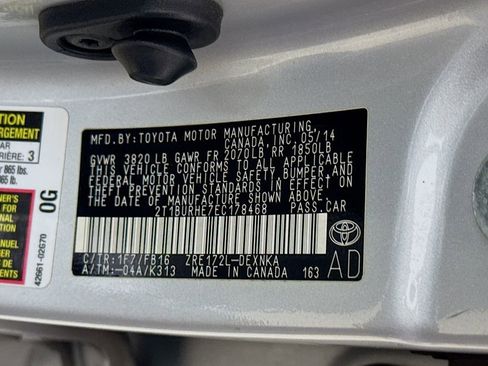 Used 2014 Toyota Corolla LE image 28