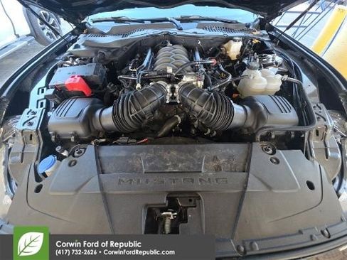 Used 2024 Ford Mustang GT Premium image 9