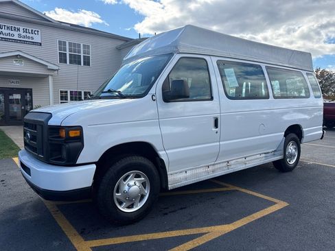 Used 2013 Ford E-350 and Econoline 350 Extended Super Duty w/ PWR Group image 2