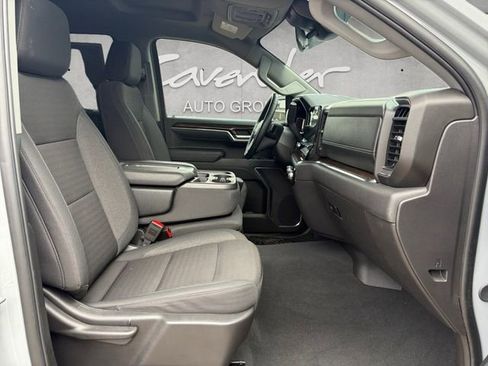 Certified 2024 GMC Sierra 1500 SLE image 24