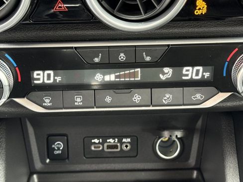 Certified 2025 Nissan Sentra SR w/ SR Premium Package image 17