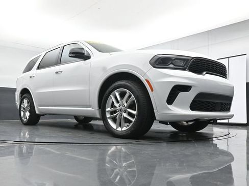 Used 2024 Dodge Durango GT AWD/4WD image 27