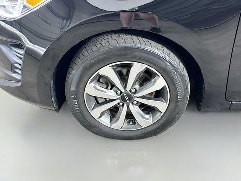 Used 2022 Kia Rio S w/ Technology Package FWD image 8