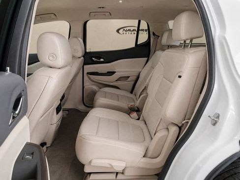 Used 2023 GMC Acadia Denali AWD/4WD image 10