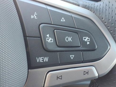 New 2026 Volkswagen Tiguan SE R-Line image 20