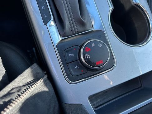 Used 2024 Chevrolet Blazer LT image 19