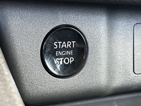 Used 2026 Nissan Rogue SV image 22