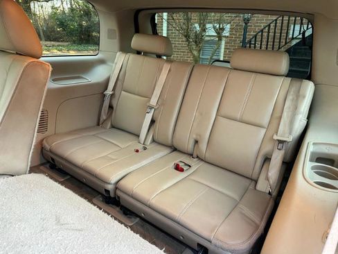 Used 2012 GMC Yukon SLT w/ SLT-2 Equipment Package image 21