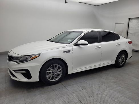 Used 2019 Kia Optima LX FWD image 2