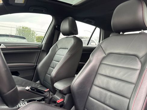 Used 2019 Volkswagen GTI Rabbit Edition image 21