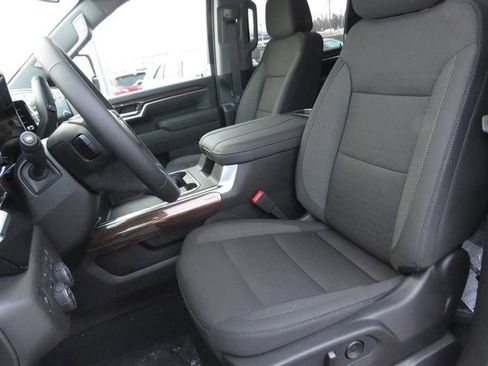 New 2026 Chevrolet Silverado 2500 LT w/ All Star Edition image 18