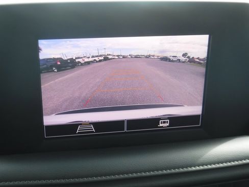 Used 2021 Chevrolet Tahoe 2WD w/ Remote Keyless Entry Package image 16