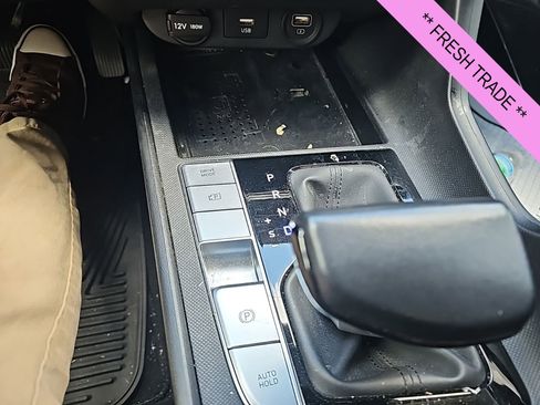 Certified 2023 Hyundai Elantra Limited image 14