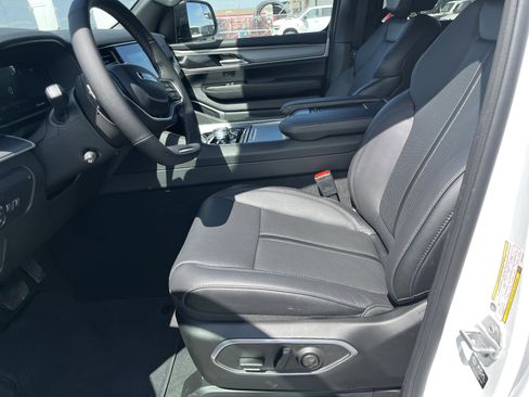 New 2025 Jeep Wagoneer Series II w/ Convenience Group I image 4