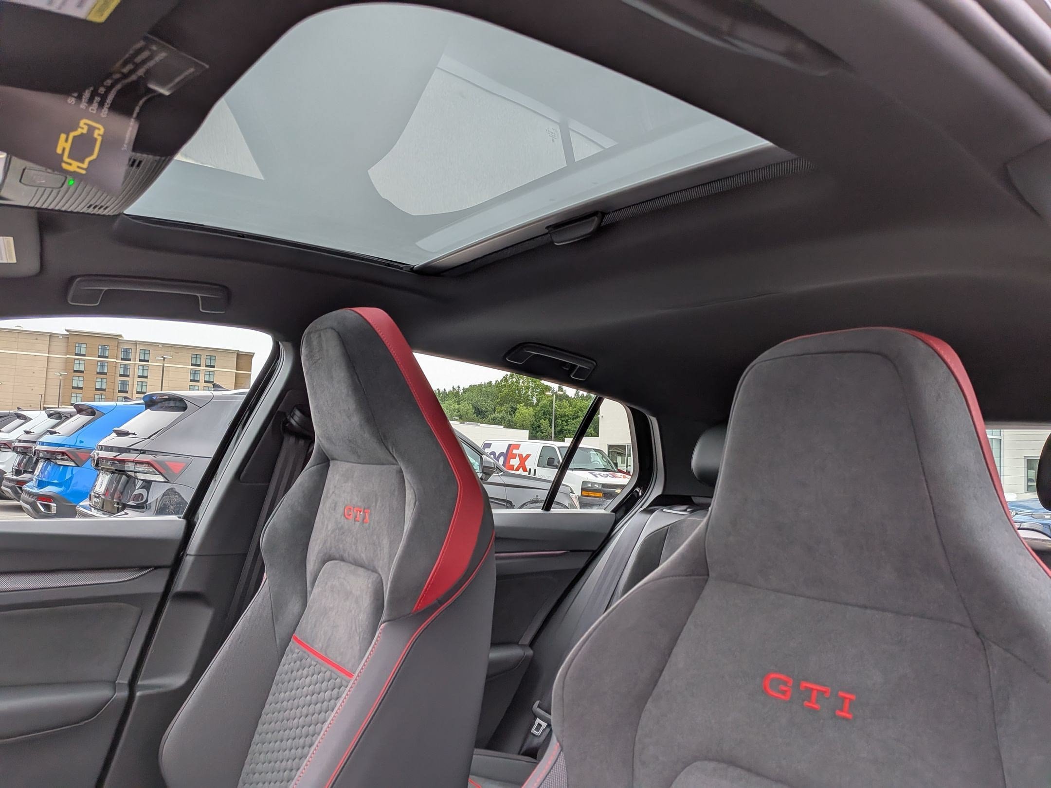 New 2026 Volkswagen GTI SE FWD image 16