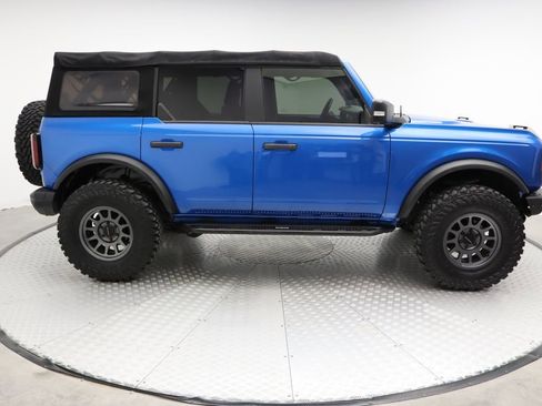 Used 2021 Ford Bronco Badlands image 7