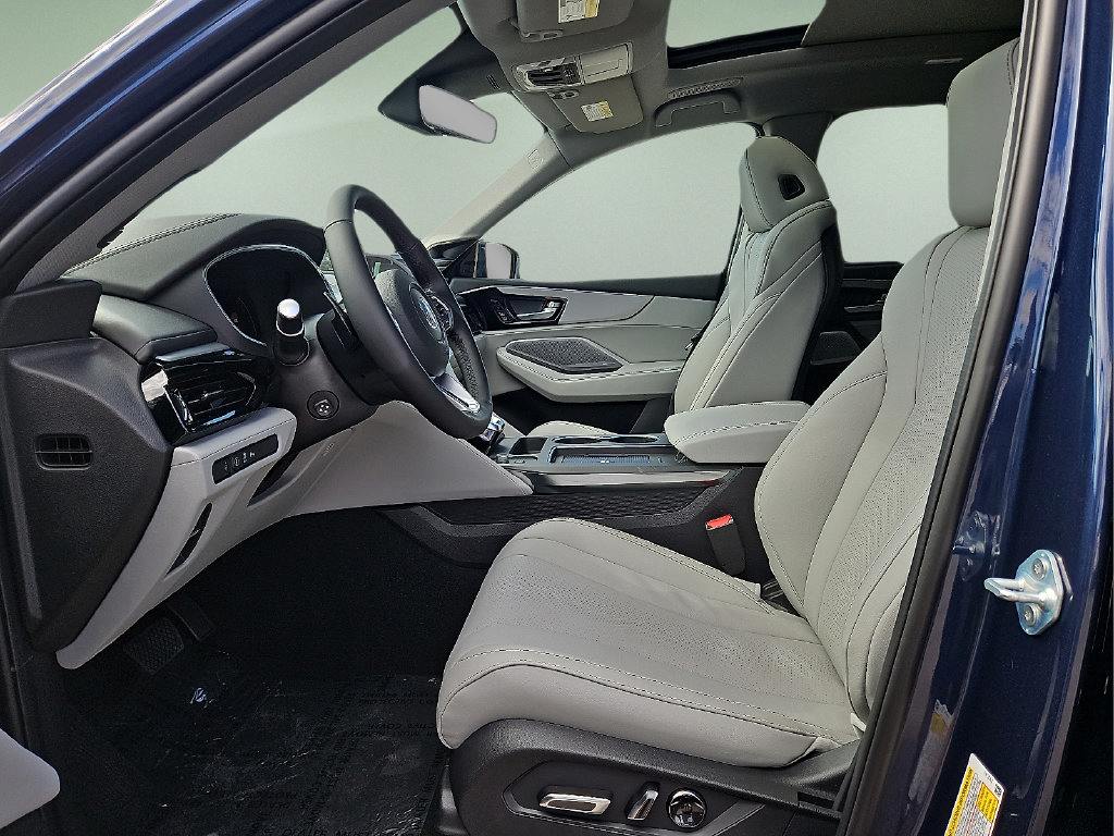 Certified 2026 Acura MDX w/ Technology Package FWD image 21