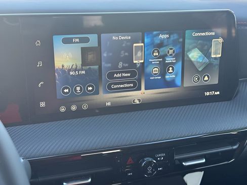 New 2026 Nissan Kicks SR FWD image 24