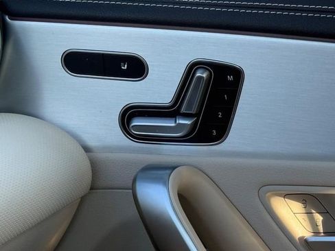 Used 2023 Mercedes-Benz CLA 250 4MATIC w/ Premium Package image 21