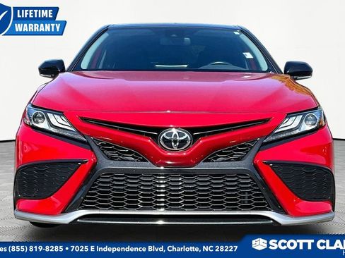 Used 2024 Toyota Camry XSE FWD image 2