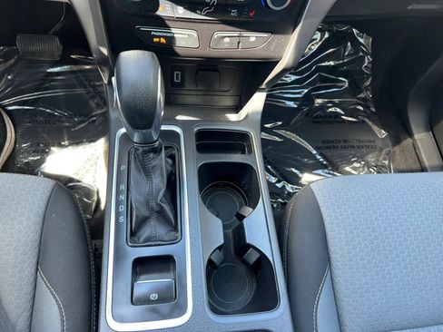 Used 2018 Ford Escape SE FWD image 21