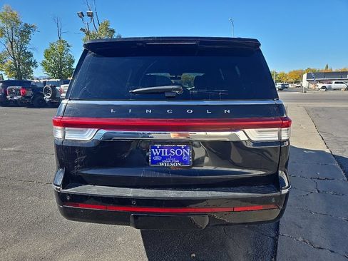 Used 2024 Lincoln Navigator L 4WD image 6