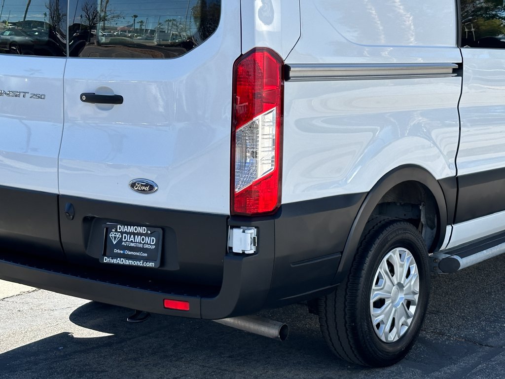 Used 2025 Ford Transit 250 Low Roof w/ Exterior Upgrade Package RWD image 8