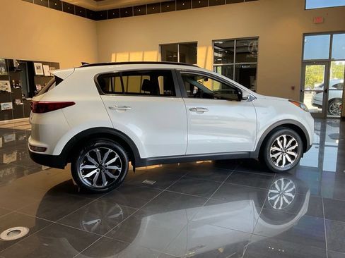Used 2018 Kia Sportage EX w/ EX Premium Package AWD/4WD image 7