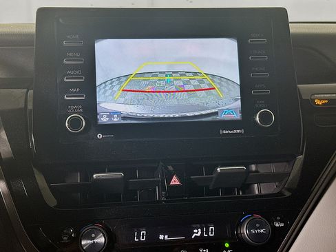 Used 2022 Toyota Camry SE w/ Convenience Package FWD image 25