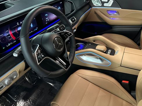 New 2026 Mercedes-Benz GLE 580 4MATIC image 9