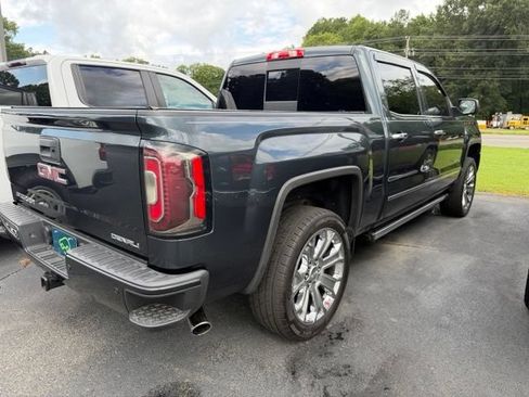 Used 2017 GMC Sierra 1500 Denali w/ Denali Ultimate Package AWD/4WD image 4