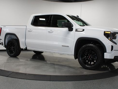 New 2025 GMC Sierra 1500 Elevation image 20