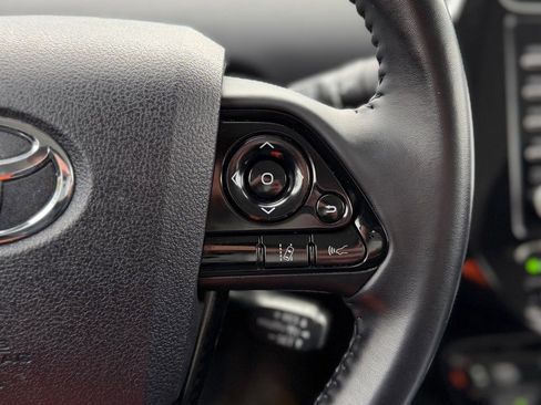 Used 2021 Toyota Prius Prime LE image 11