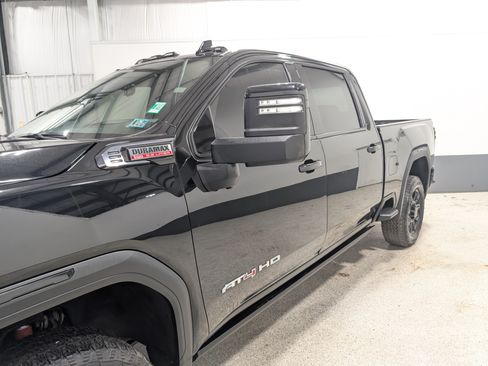 Used 2025 GMC Sierra 2500 AT4 w/ AT4 Premium Plus Package AWD/4WD image 7