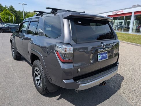 Used 2023 Toyota 4Runner TRD Off-Road Premium AWD/4WD image 3