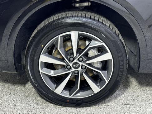 Used 2024 Audi Q5 2.0T Premium Plus image 16