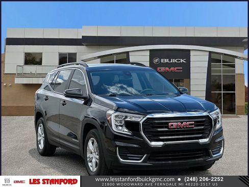Used 2023 GMC Terrain SLE w/ Driver Convenience Package FWD image 8