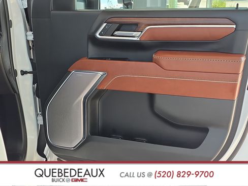 Used 2024 GMC Sierra 2500 Denali Ultimate AWD/4WD image 32