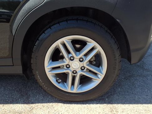 Used 2019 Hyundai Kona SE FWD image 4