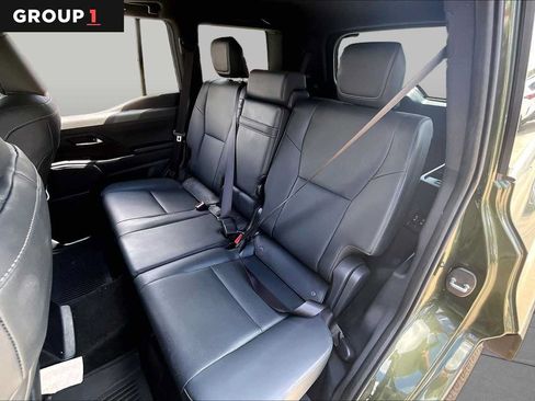 Certified 2024 Lexus GX 550 w/ Accessory Package (31) AWD/4WD image 18