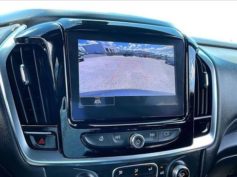 Used 2023 Chevrolet Traverse LT AWD/4WD image 32