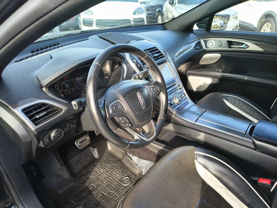 Used 2017 Lincoln MKZ Reserve w/ Luxury Package AWD/4WD image 9