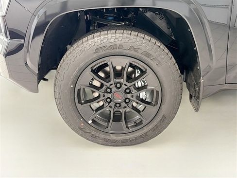 New 2025 Toyota Tundra Platinum image 26