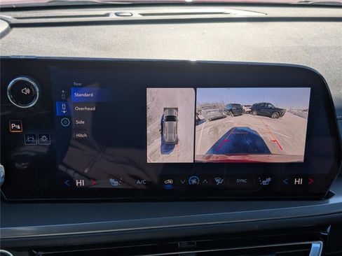 New 2026 Chevrolet Traverse LT w/ Driver Confidence Package image 24