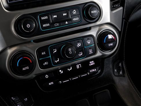 Used 2018 GMC Yukon SLT w/ Open Road Package image 25