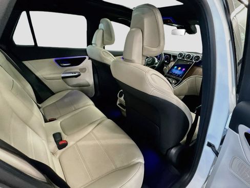 Certified 2026 Mercedes-Benz GLC 300 4MATIC image 32