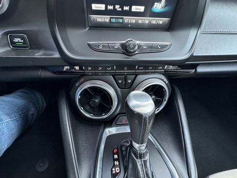 Used 2018 Chevrolet Camaro LT w/ RS Package image 24